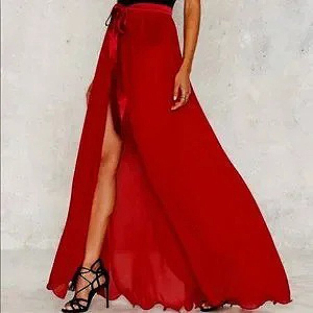 💥HOT ITEM💥 Lioness Chiffon Maxi Skirt in Red
